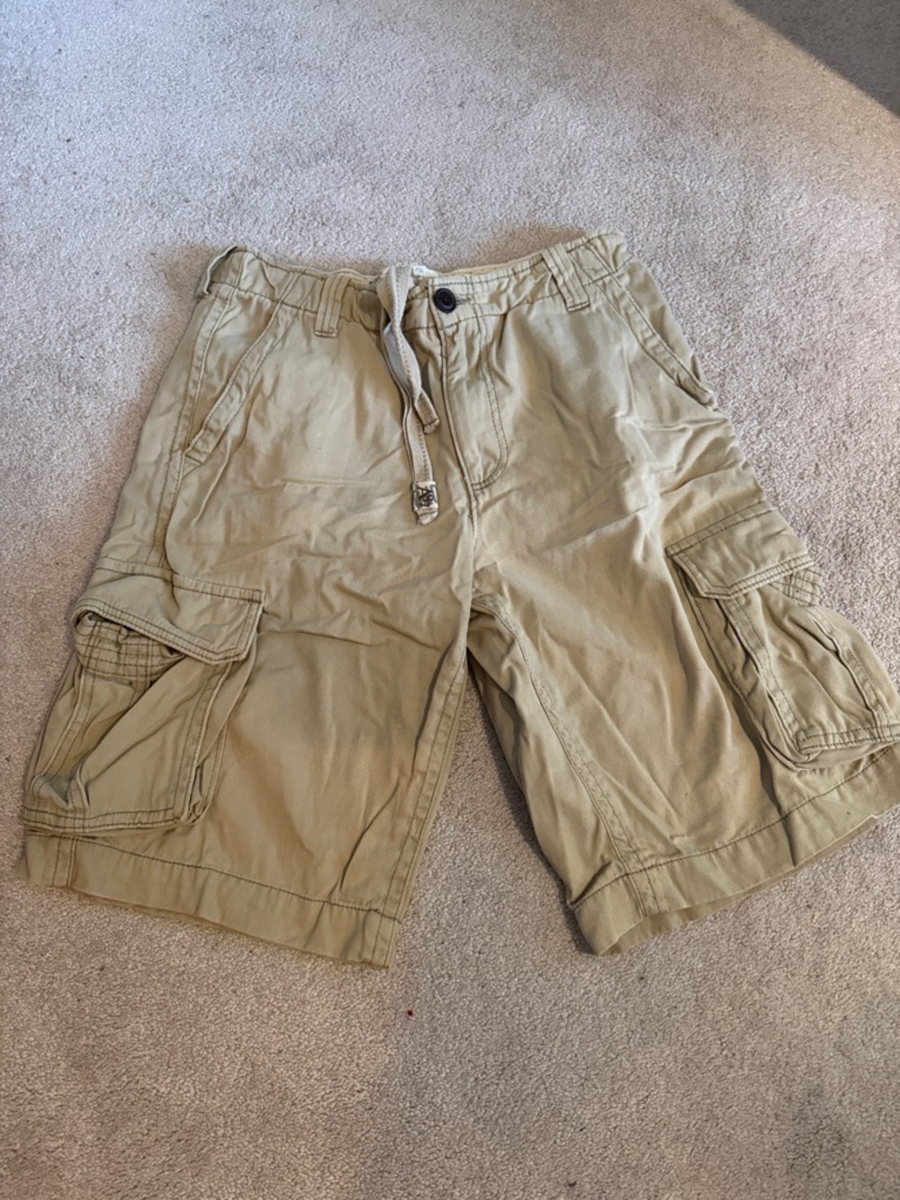 Aeropostale Men's Tan Cargo Shorts with Drawstring